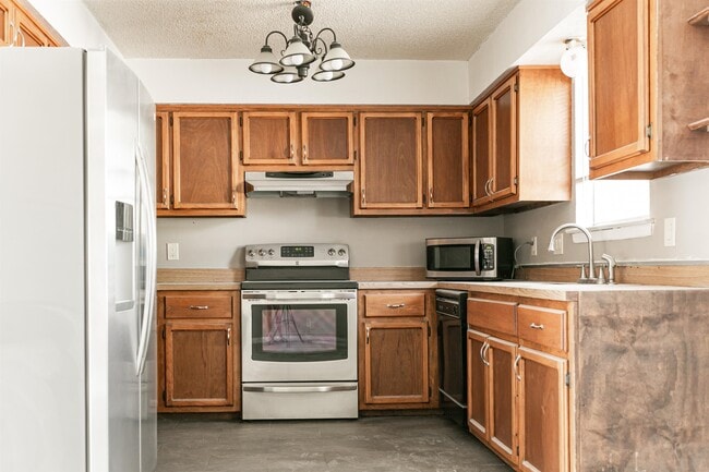 Building Photo - 216 Warbonnet Trail