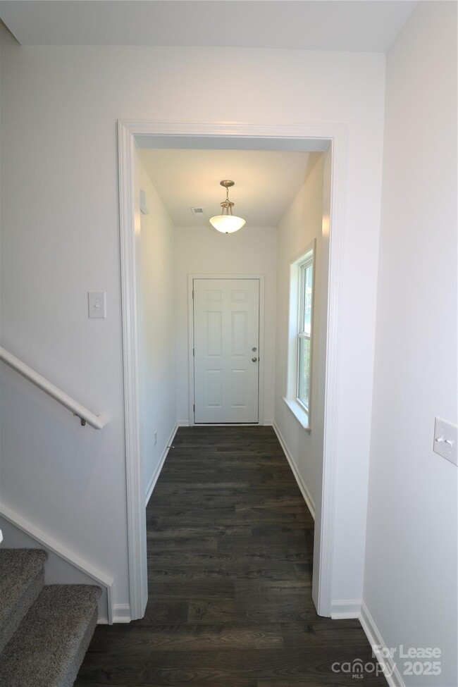 Building Photo - 11171 Argosy Dr