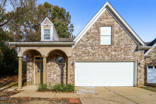 Building Photo - 944 Shorey Ln