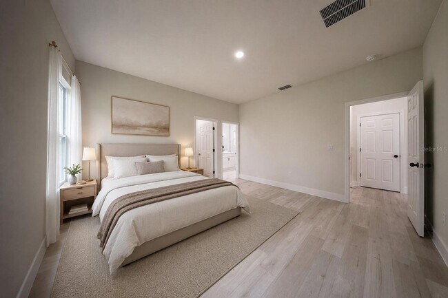 Building Photo - 3286 W Crandon Dr