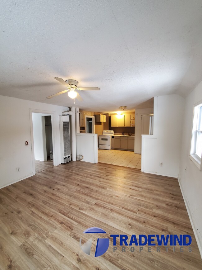 Building Photo - 8330 Cedar St