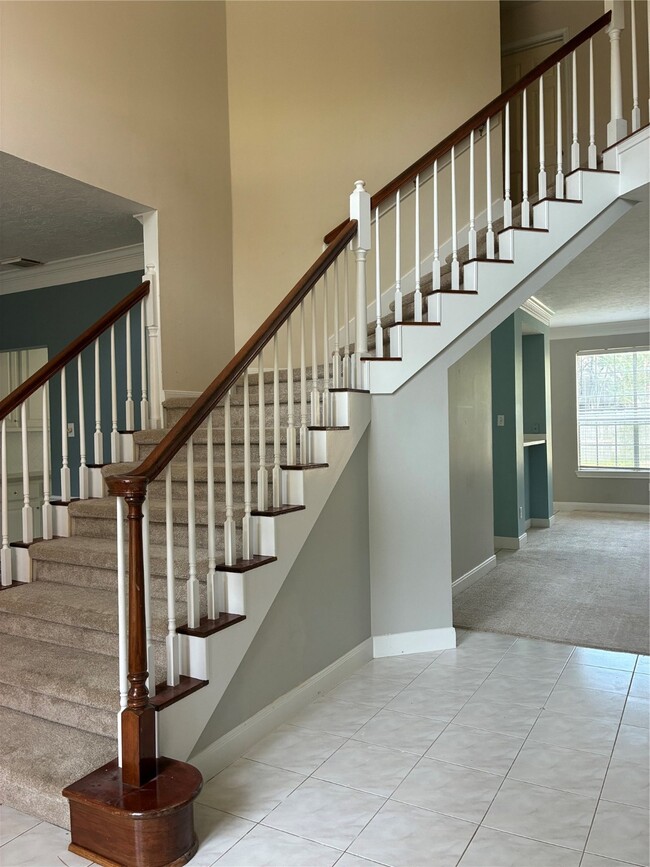 Building Photo - 12422 Hammersmith Dr