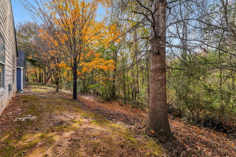 Building Photo - 6626 Browns Mill Ferry Dr