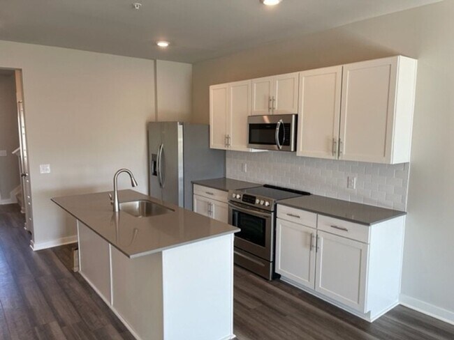 Building Photo - Stunning home in Sawgrass