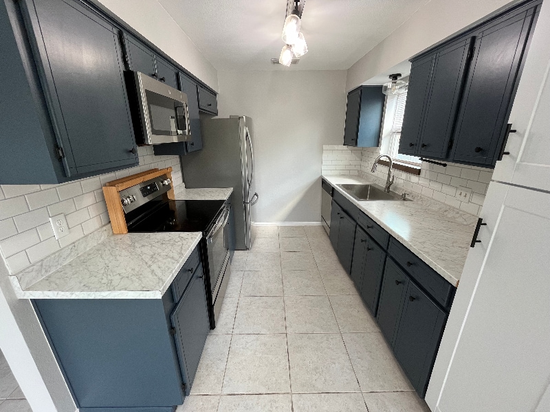 Building Photo - 837 Orleans Dr