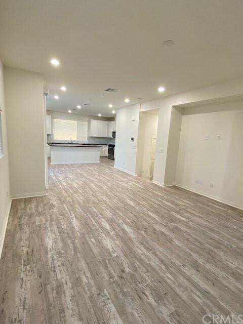 Building Photo - 8348 N Canby Pl