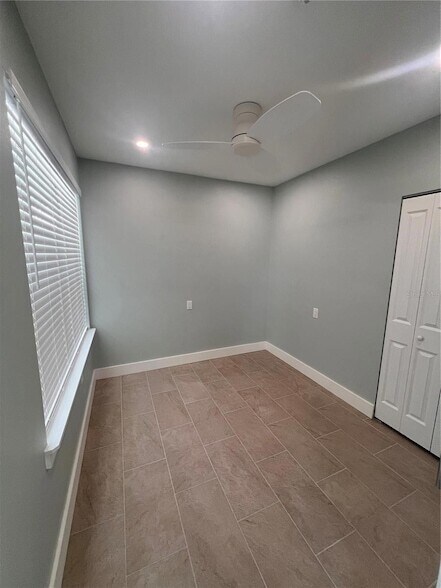 Building Photo - 40 82nd Ave