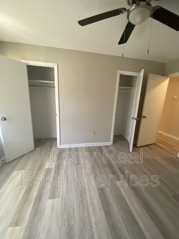 Building Photo - 105 Maid Marian Ct