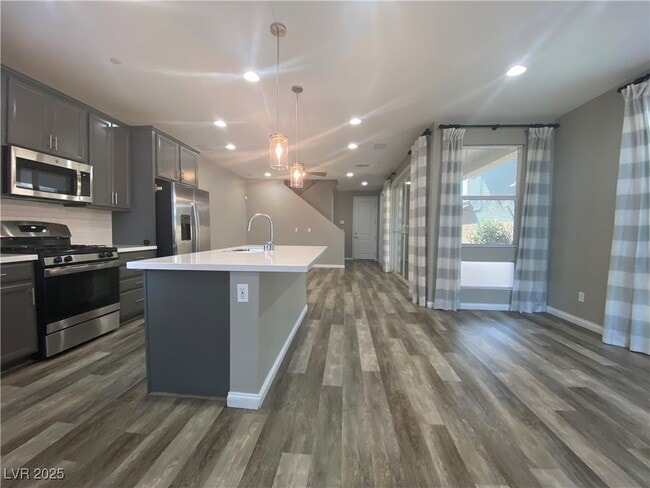 Building Photo - 788 Last Dance Pl