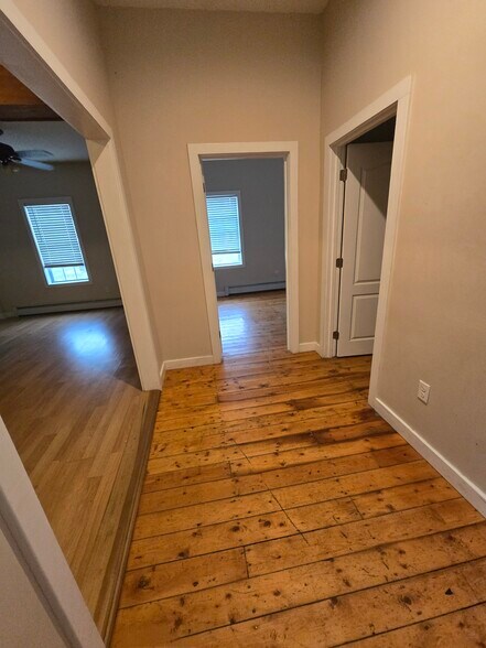 Entryway - 264 Elm St