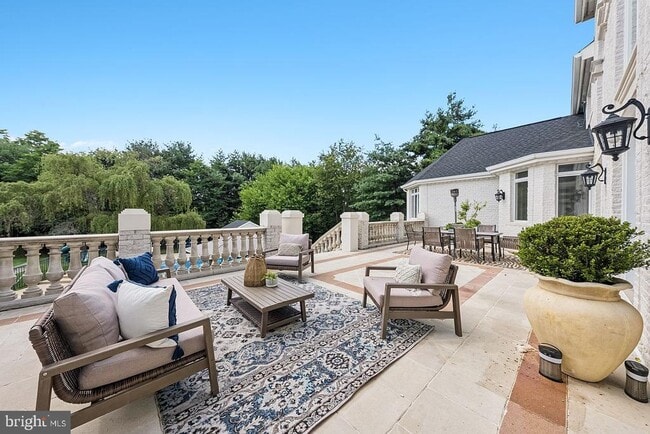 Building Photo - 606 Brockman Ct