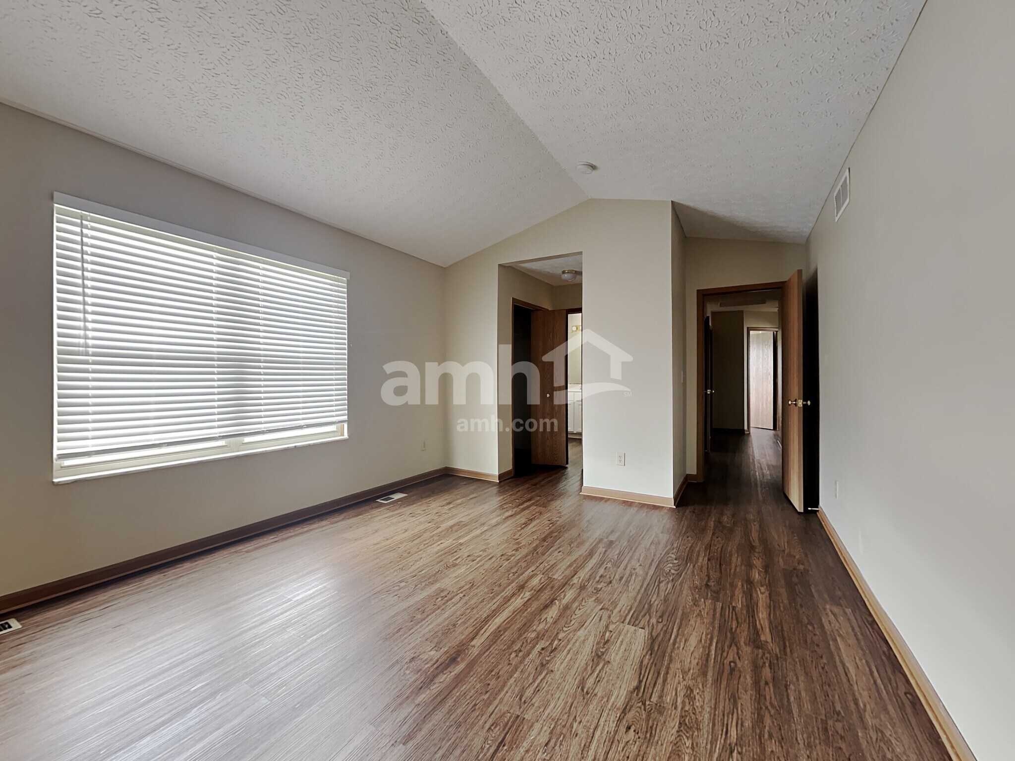 Building Photo - 6647 Hilmar Dr