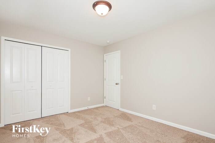 Building Photo - 3707 Ernie Dr