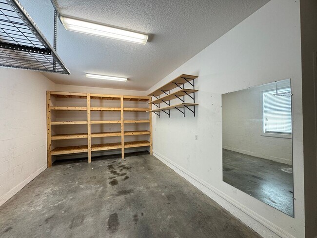 Building Photo - $300 off of a month of rent!! Experience the Epitome of Lakeside Luxury Living — For Rent in Narc...