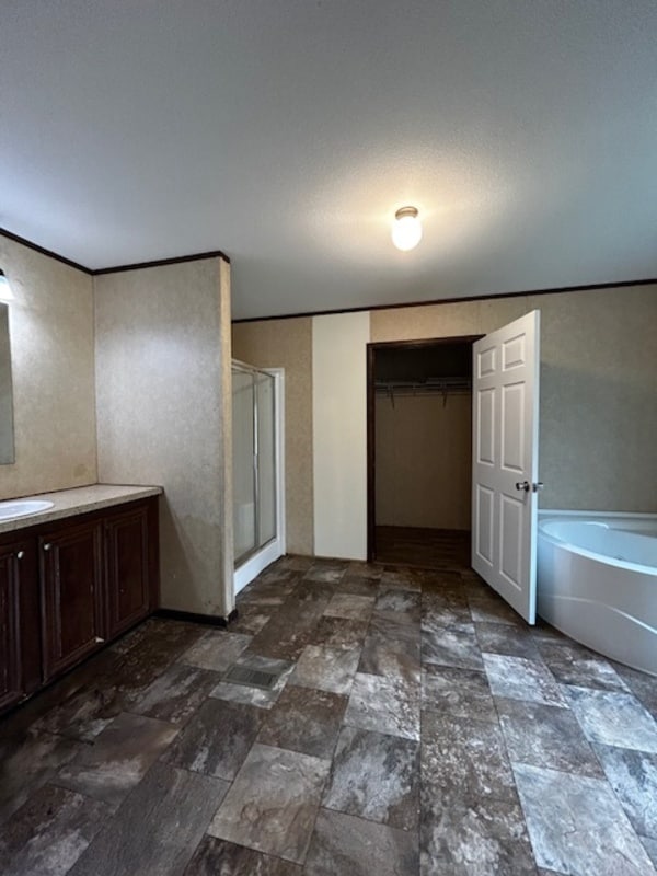 Building Photo - 216 Straightaway Ln