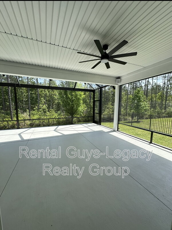 Building Photo - 813 Crosswater Lake Dr