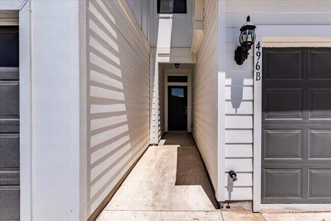 Building Photo - 496 Fieldwood Dr