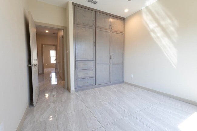 Building Photo - 4101 Blue Quail Rd