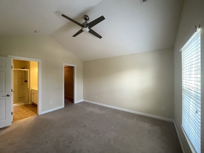 Building Photo - 5615 Frawley Dr