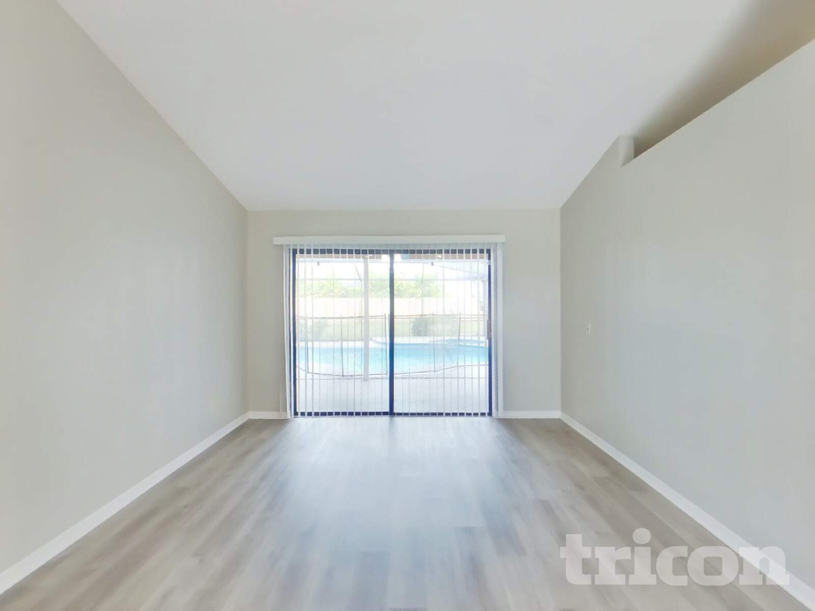 Building Photo - 3213 Stevenson St