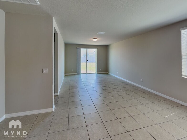 Building Photo - 188 Towns Cir