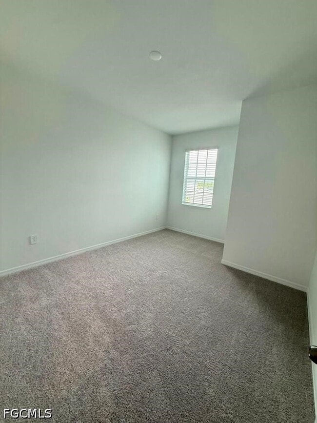 Building Photo - 14804 Bluewater Rd