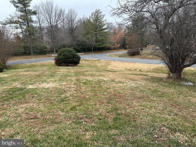 Building Photo - 4037 Olney Laytonsville Rd