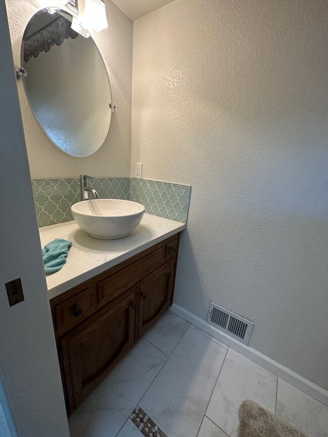 Building Photo - 2601 Bardolino Ln