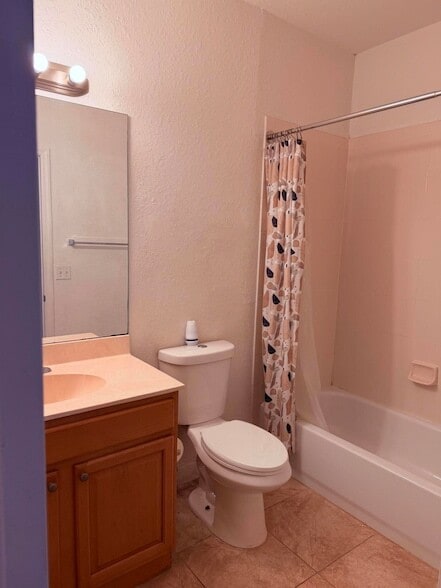 Building Photo - 779 Pipers Cay Dr