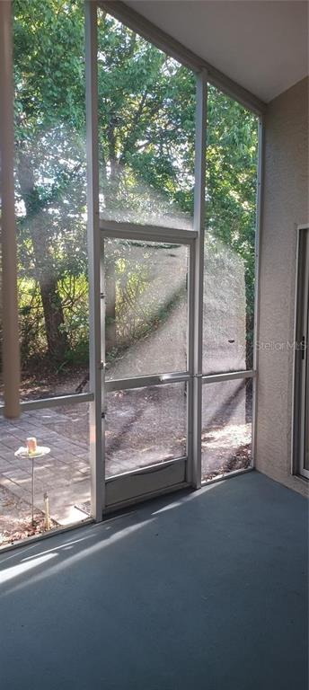 Building Photo - 10907 New Brighton Ct