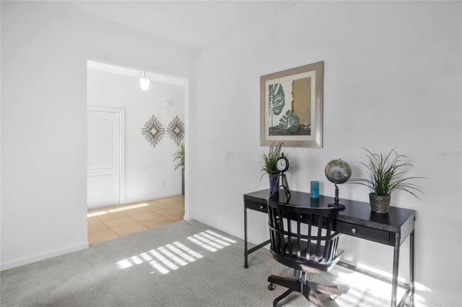 Building Photo - 4164 Oak Tree Dr