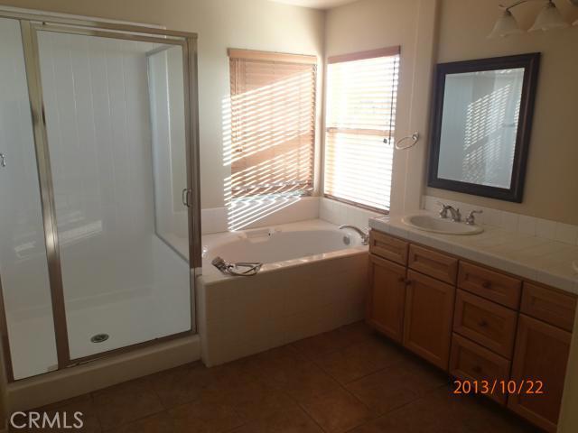 Building Photo - 16456 High Bluff Ct