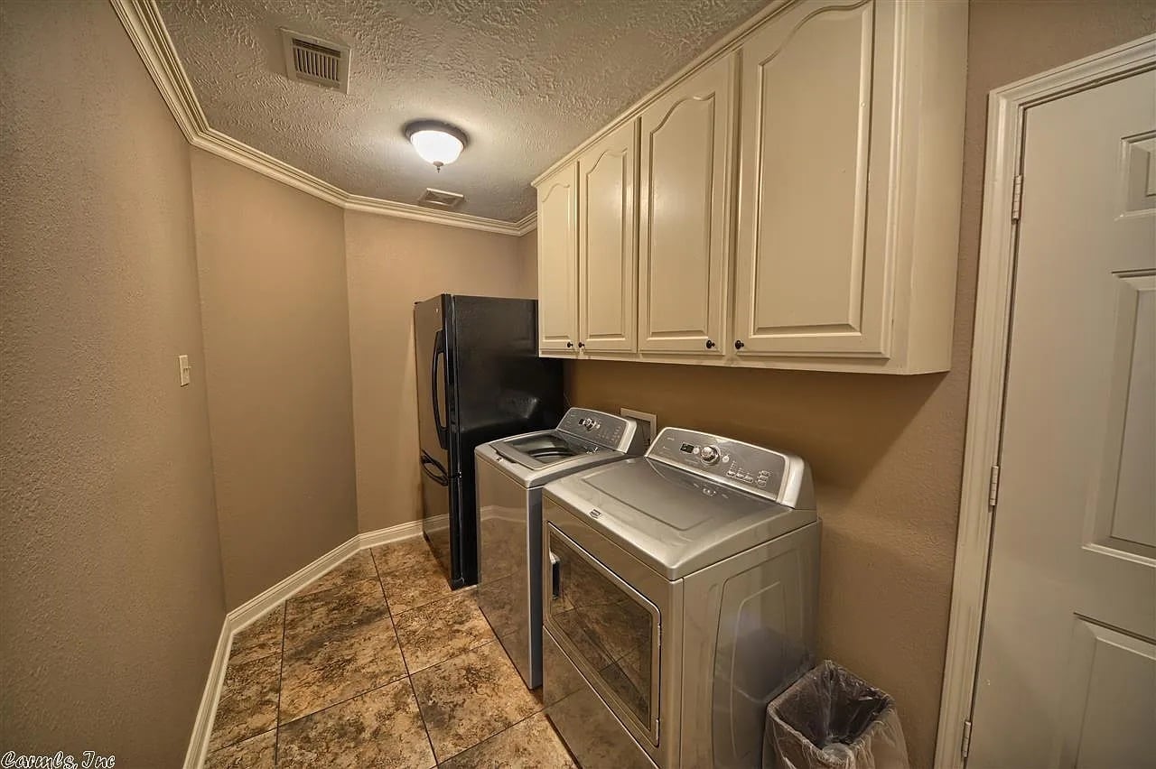Building Photo - 3045 Crawford Loop