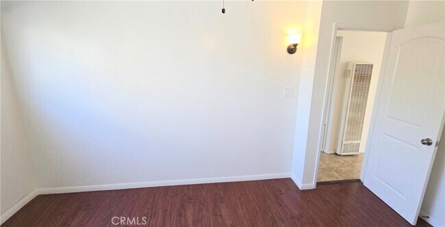 Building Photo - 3638 E 54th St