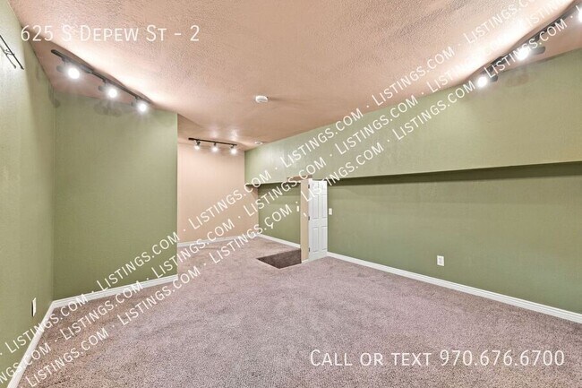 Building Photo - 625 S Depew St
