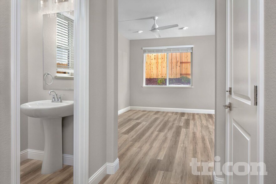 Building Photo - 4071 Quorra Pl