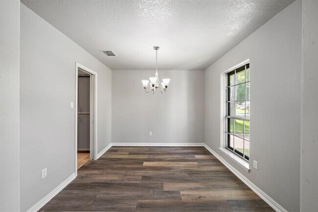 Building Photo - 11506 Hornbrook Dr