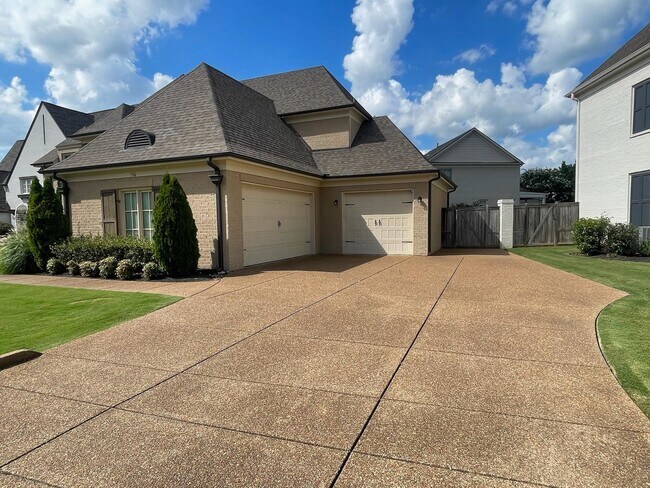 Building Photo - 556 Althea Ln