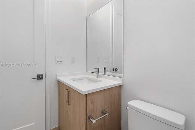 Building Photo - 9362 Tulip Leaf Ct