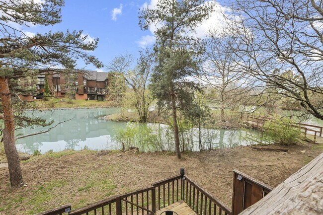 Building Photo - 4765 Smoketalk Ln