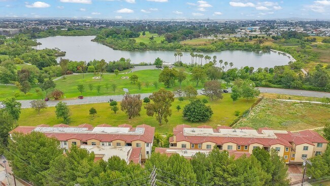 Building Photo - 26404 S Vermont Ave