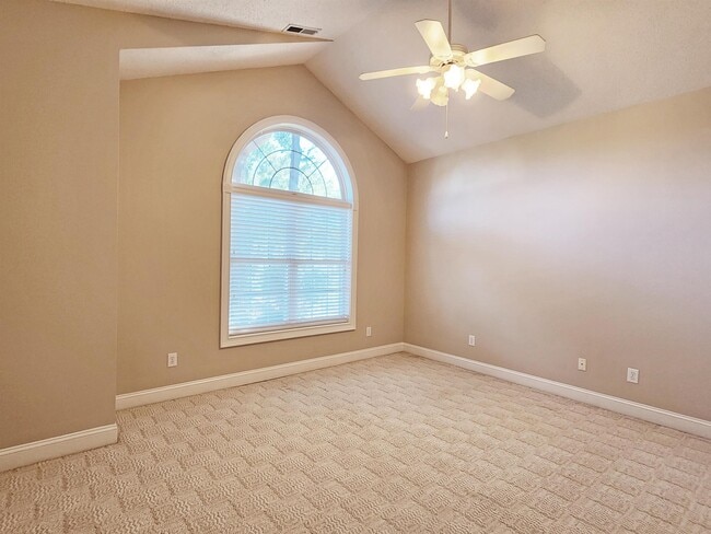 Building Photo - 192 Hamby Dr