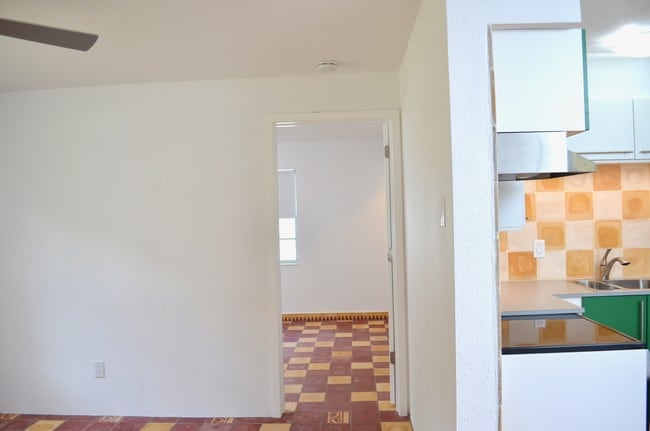 Building Photo - 1274 36th St