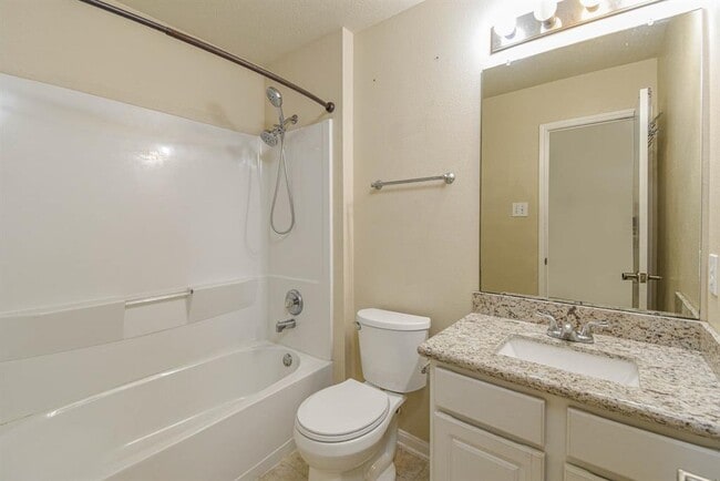 Building Photo - 19423 Ambrosia Falls Dr