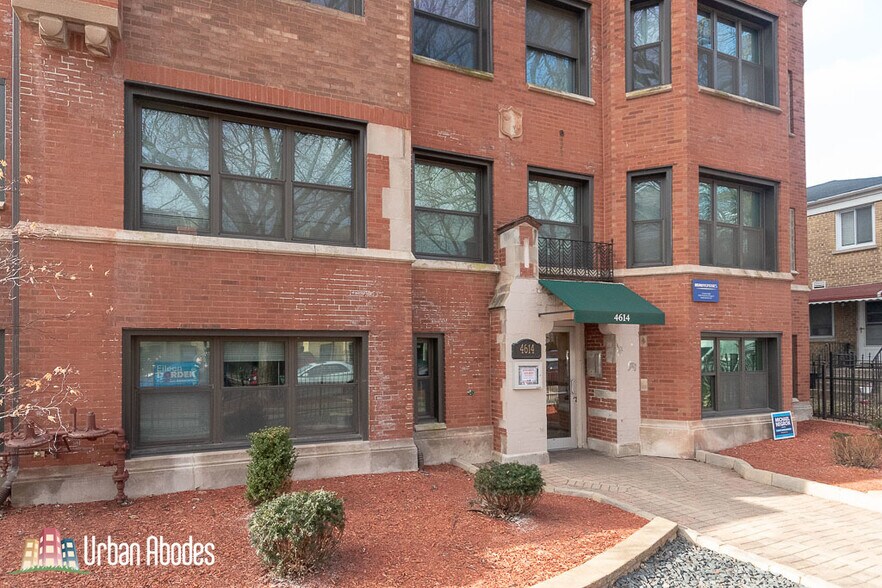 Building Photo - 4614 Paulina N St