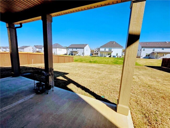Building Photo - 3518 English Elm Wy