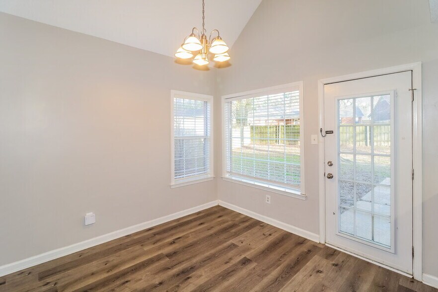 Building Photo - 9835 Morgan Meadows Cove