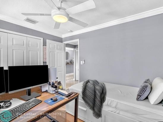 Building Photo - 14304 S Royal Cove Cir