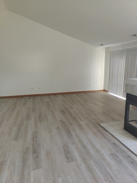 Building Photo - 13914 S Bristlecone Ln