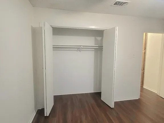 Building Photo - 421 Cousins Ln